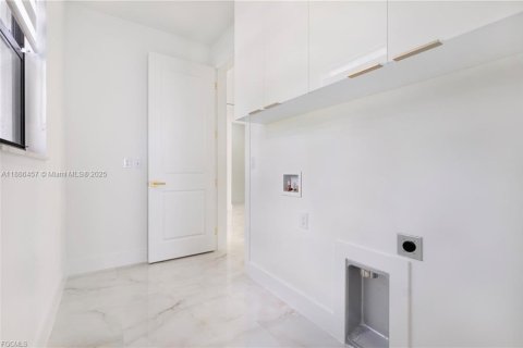 Casa en venta en Lehigh Acres, Florida, 3 dormitorios, 142.7 m2 № 2061135 - foto 18