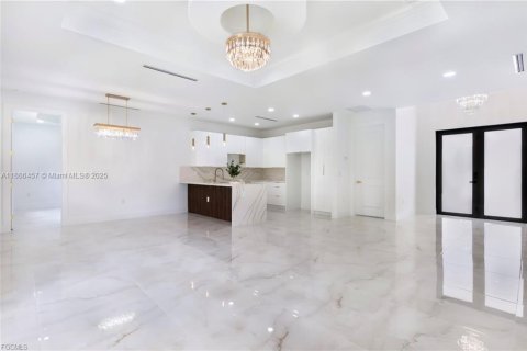 Casa en venta en Lehigh Acres, Florida, 3 dormitorios, 142.7 m2 № 2061135 - foto 5