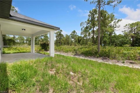 Casa en venta en Lehigh Acres, Florida, 3 dormitorios, 142.7 m2 № 2061135 - foto 19