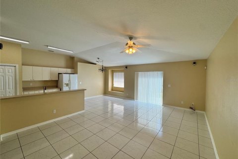 Villa ou maison à louer à Valrico, Floride: 3 chambres, 161.84 m2 № 2413956 - photo 9