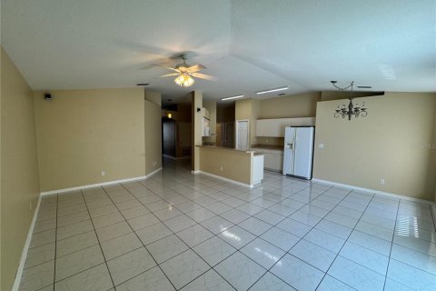 Villa ou maison à louer à Valrico, Floride: 3 chambres, 161.84 m2 № 2413956 - photo 10