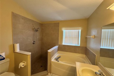 Villa ou maison à louer à Valrico, Floride: 3 chambres, 161.84 m2 № 2413956 - photo 23