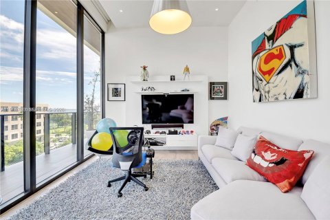 Condo in Miami, Florida, 4 bedrooms  № 2052872 - photo 27