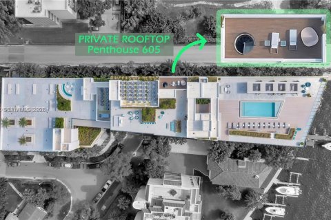 Condo in Miami, Florida, 4 bedrooms  № 2052872 - photo 12