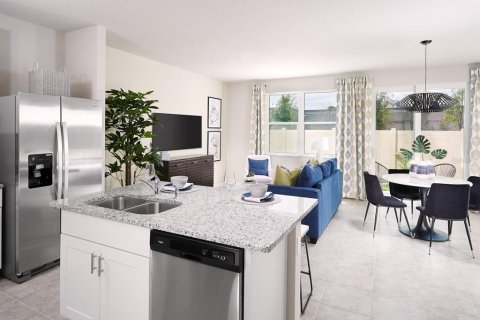 Touwnhouse à vendre à Clermont, Floride: 3 chambres, 137.96 m2 № 2408135 - photo 4