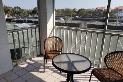 Condo in Bradenton, Florida, 2 bedrooms  № 346211 - photo 23