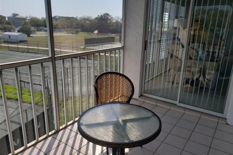 Condo in Bradenton, Florida, 2 bedrooms  № 346211 - photo 24