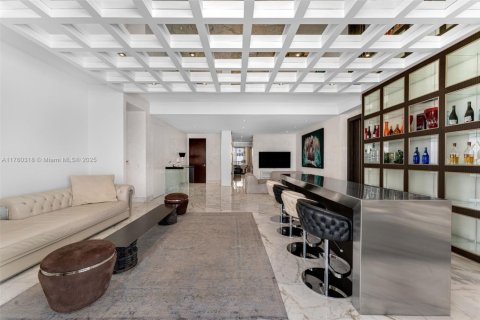 Condominio en venta en Bal Harbour, Florida, 4 dormitorios, 342.62 m2 № 1868534 - foto 12