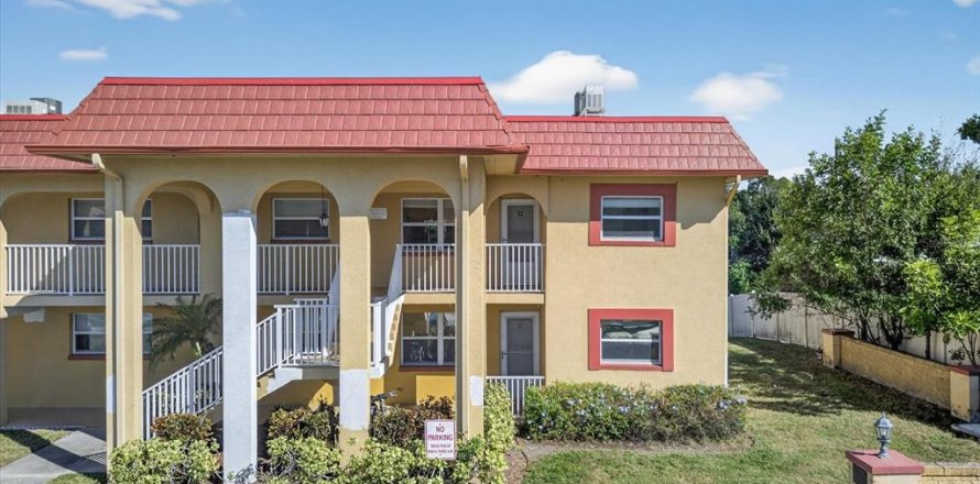 Condo in Clearwater, Florida, 2 bedrooms  № 2100188