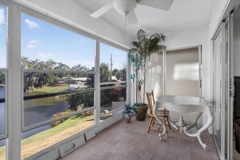 Condo in Clearwater, Florida, 2 bedrooms  № 2100188 - photo 13