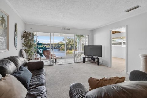 Condo in Clearwater, Florida, 2 bedrooms  № 2100188 - photo 10