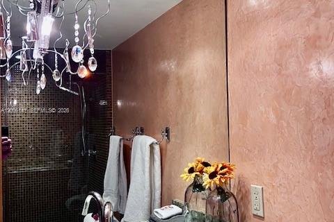 Copropriété à louer à Hallandale Beach, Floride: 2 chambres, 125.42 m2 № 2070784 - photo 17
