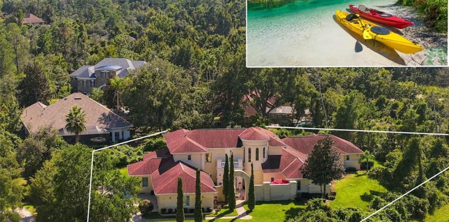 Villa ou maison à Weeki Wachee, Floride 4 chambres, 522.2 m2 № 2411473