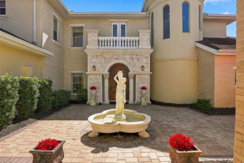 Villa ou maison à vendre à Weeki Wachee, Floride: 4 chambres, 522.2 m2 № 2411473 - photo 15