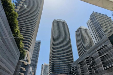 Condominio en venta en Miami, Florida, 2 dormitorios, 143.26 m2 № 1999700 - foto 3