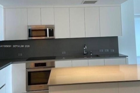Condominio en venta en Miami, Florida, 2 dormitorios, 143.26 m2 № 1999700 - foto 13