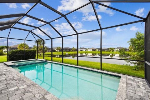 House in Parrish, Florida 4 bedrooms, 242.57 sq.m. № 1798536 - photo 3