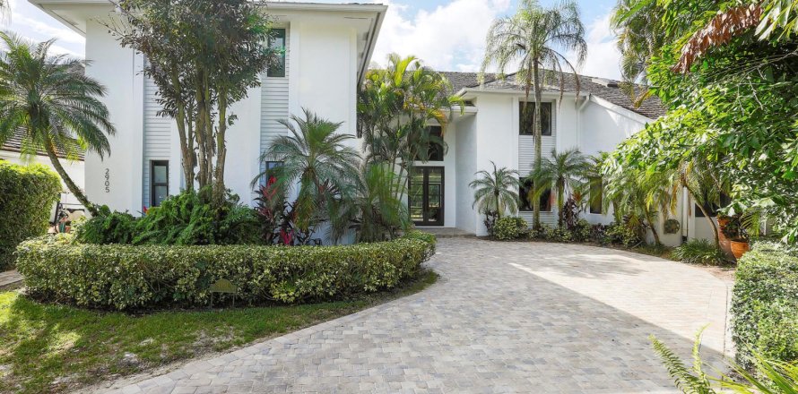 Villa ou maison à Wellington, Floride 8 chambres, 534.1 m2 № 2243250