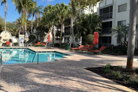 Кондоминиум с 1 спальней в Тамарак, Флорида № 2055788