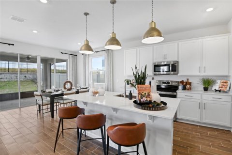 Villa ou maison à vendre à Apollo Beach, Floride: 5 chambres, 218.32 m2 № 2231412 - photo 6