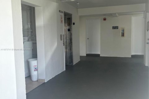 Copropriété à vendre à Miami, Floride: 1 chambre, 60.2 m2 № 1926084 - photo 9