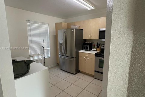 Adosado en alquiler en Miramar, Florida, 2 dormitorios, 110.55 m2 № 1985926 - foto 6