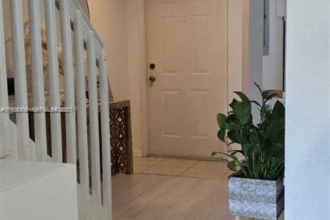 Adosado en alquiler en Miramar, Florida, 2 dormitorios, 110.55 m2 № 1985926 - foto 5