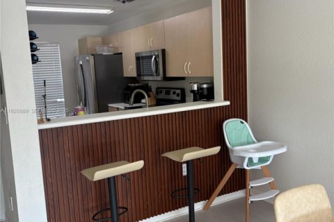 Adosado en alquiler en Miramar, Florida, 2 dormitorios, 110.55 m2 № 1985926 - foto 9