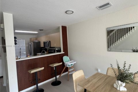 Adosado en alquiler en Miramar, Florida, 2 dormitorios, 110.55 m2 № 1985926 - foto 10