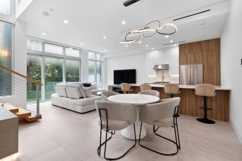 Touwnhouse à vendre à Fort Lauderdale, Floride: 3 chambres, 158.49 m2 № 2387973 - photo 9