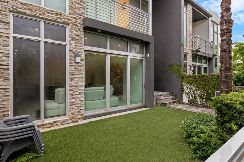Touwnhouse à vendre à Fort Lauderdale, Floride: 3 chambres, 158.49 m2 № 2387973 - photo 5