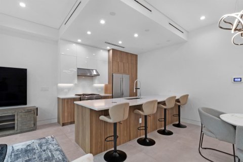 Touwnhouse à vendre à Fort Lauderdale, Floride: 3 chambres, 158.49 m2 № 2387973 - photo 14