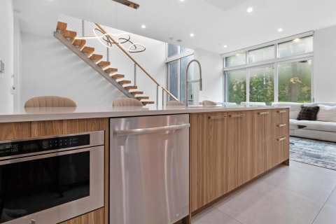 Touwnhouse à vendre à Fort Lauderdale, Floride: 3 chambres, 158.49 m2 № 2387973 - photo 12