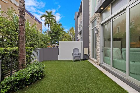 Touwnhouse à vendre à Fort Lauderdale, Floride: 3 chambres, 158.49 m2 № 2387973 - photo 7