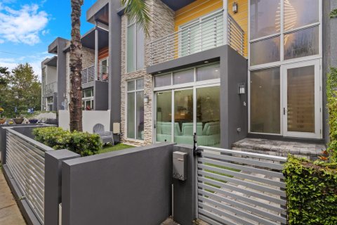 Touwnhouse à vendre à Fort Lauderdale, Floride: 3 chambres, 158.49 m2 № 2387973 - photo 4
