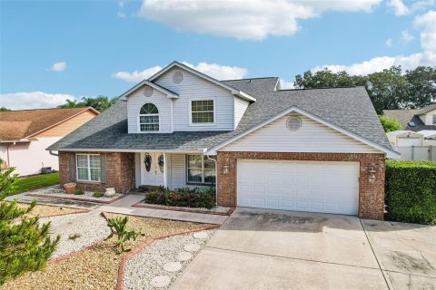 Villa ou maison à vendre à Valrico, Floride: 4 chambres, 227.24 m2 № 2322292 - photo 2