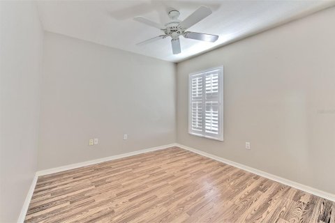 House in Valrico, Florida 4 bedrooms, 206.89 sq.m. № 2151420 - photo 24