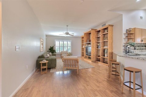 House in Valrico, Florida 4 bedrooms, 206.89 sq.m. № 2151420 - photo 14