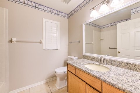 House in Valrico, Florida 4 bedrooms, 206.89 sq.m. № 2151420 - photo 27