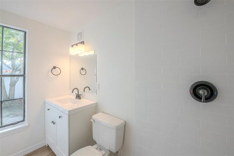 House in Orlando, Florida 3 bedrooms, 113.81 sq.m. № 1787344 - photo 20