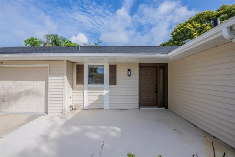 House in Orlando, Florida 3 bedrooms, 113.81 sq.m. № 1787344 - photo 5