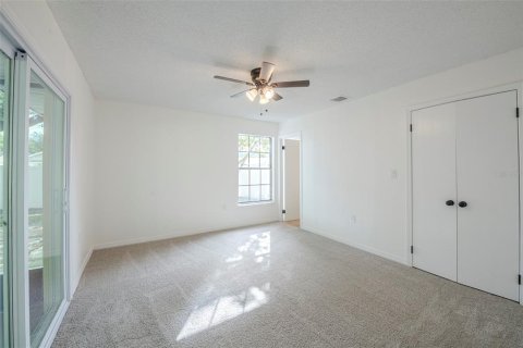 House in Orlando, Florida 3 bedrooms, 113.81 sq.m. № 1787344 - photo 15