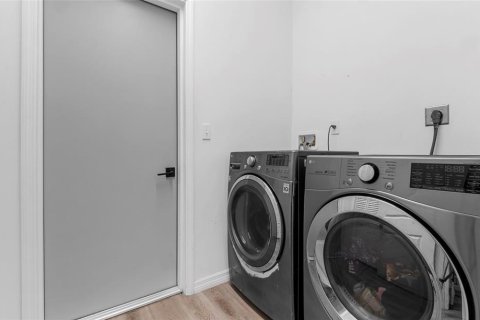 Купить виллу или дом в Спринг-Хилл, Флорида 8 комнат, 148.64м2, № 1805824 - фото 18