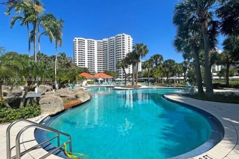 Condominio en venta en Aventura, Florida, 2 dormitorios, 98.66 m2 № 2186240 - foto 26