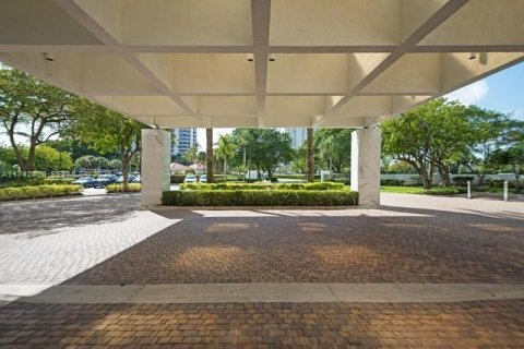 Condominio en venta en Aventura, Florida, 2 dormitorios, 98.66 m2 № 2186240 - foto 5
