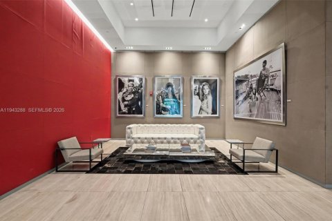 Condo in Miami, Florida, 1 bedroom № 2005321 - photo 4