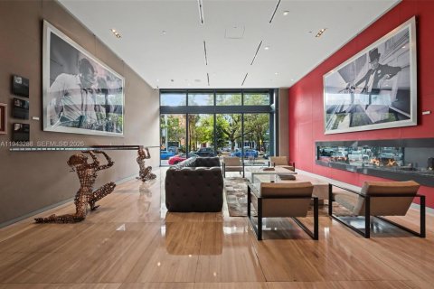 Condo in Miami, Florida, 1 bedroom № 2005321 - photo 7