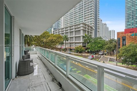 Condo in Miami, Florida, 1 bedroom № 2005321 - photo 26