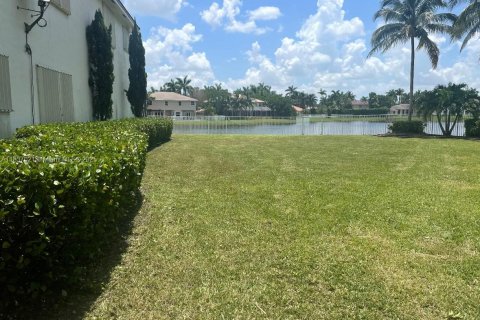 Villa ou maison à vendre à Weston, Floride: 8 chambres, 526.57 m2 № 1962104 - photo 10