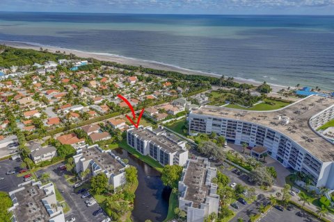 Condo in Jupiter, Florida, 1 bedroom  № 2082384 - photo 3